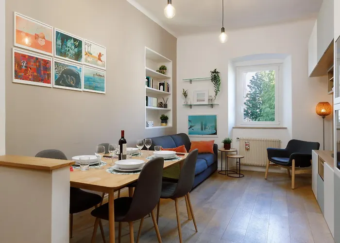 Casa Dada - Panoramic And Stylish Апартаменти *